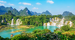 桂林-漓江-陽朔-南寧-巴馬長壽村-百鳥巖-德天大瀑布-北海銀灘-雙臥10天