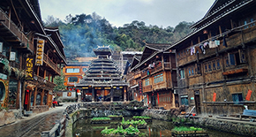 黃果樹大瀑布-龍宮風景區-西江千戶苗寨-青巖古鎮-雙飛五日/雙臥七日